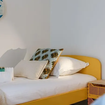 Huswell - Boulevard Near The *