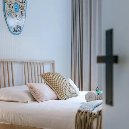 Huswell - Boulevard Near The Кнокке-Хейст