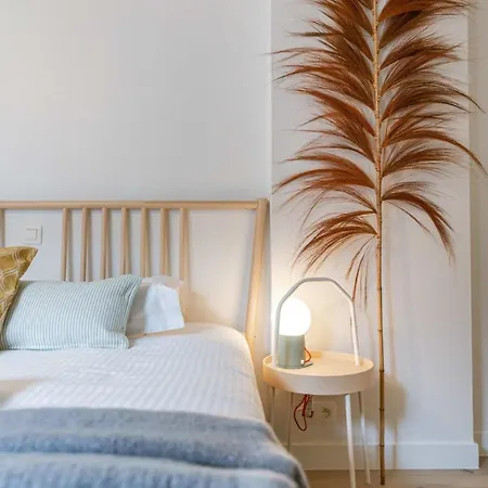 Huswell - Boulevard Near The Кнокке-Хейст