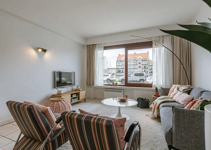 Casiola - Boulevard Apartment Near The Beach * Knokke-Heist